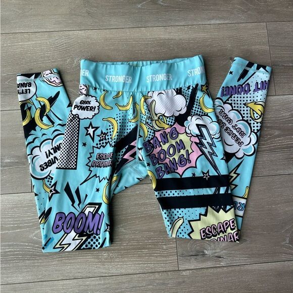 STRONGER | Graphic Blue Pop workout gym Leggings - Picture 2 of 3